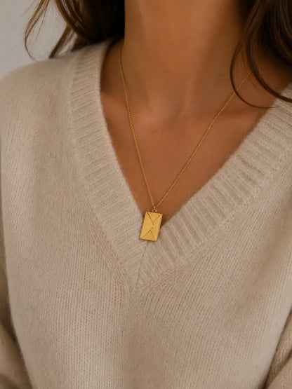 Collier lettre secrète personnalisé L'atelier d'Aimie
